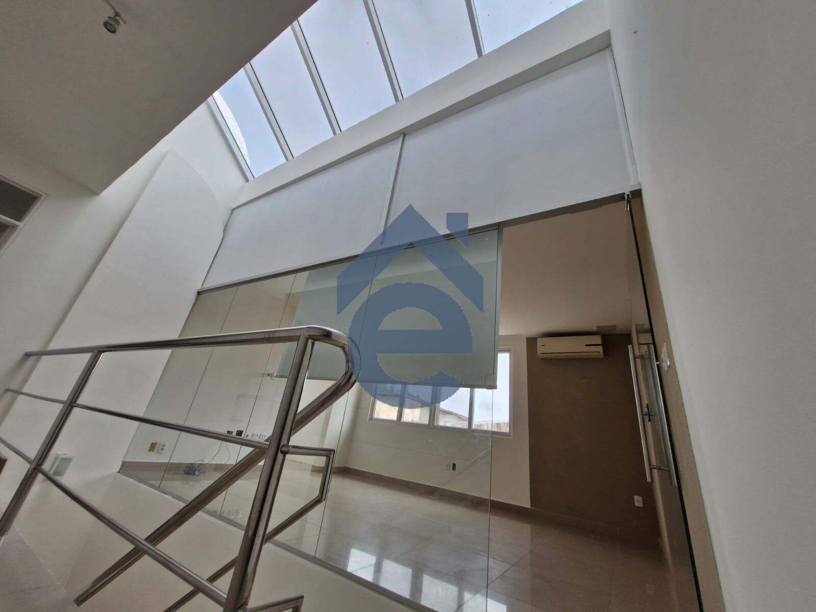 Casa à venda com 4 quartos, 437m² - Foto 9