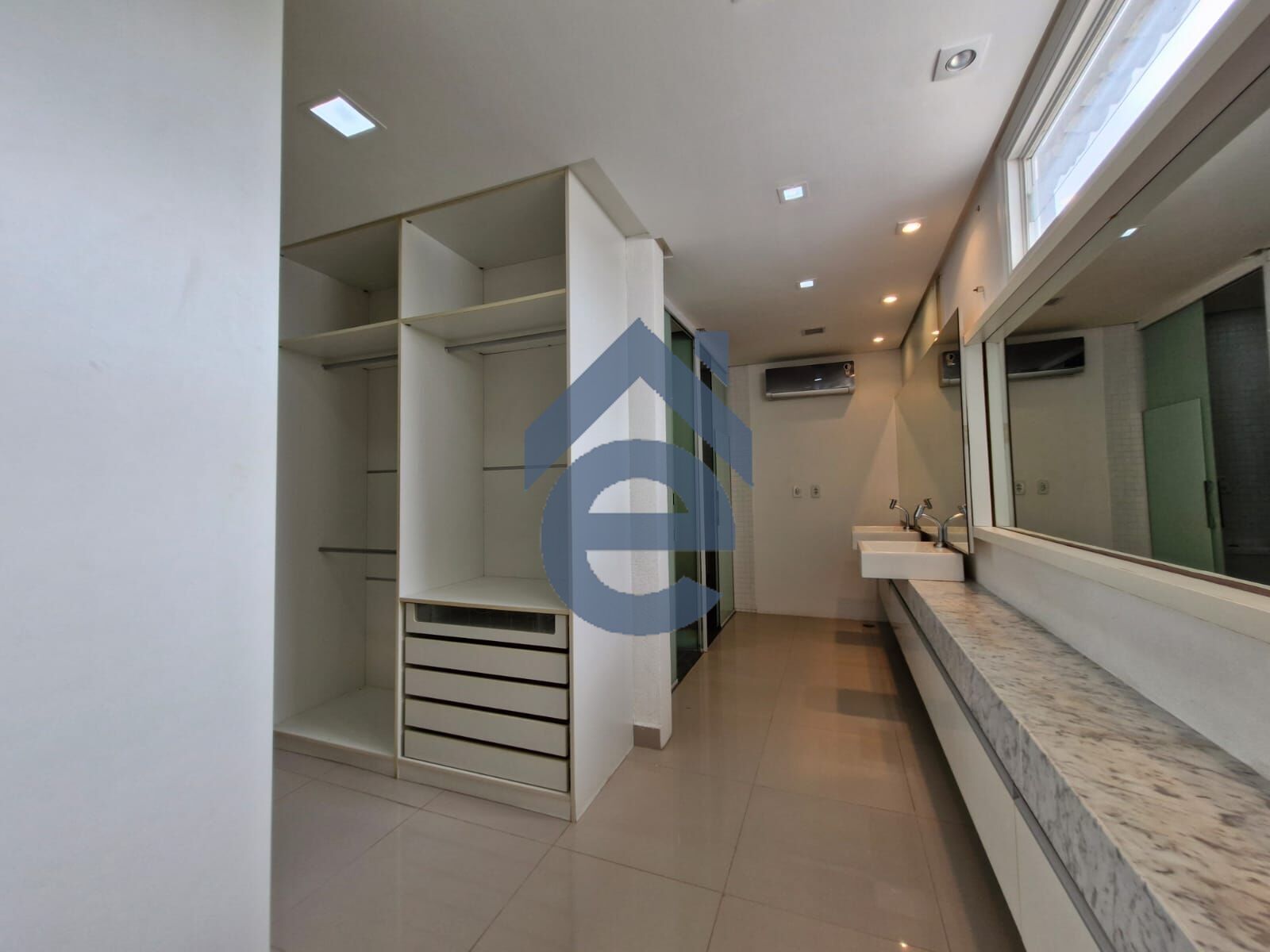Casa à venda com 4 quartos, 437m² - Foto 23