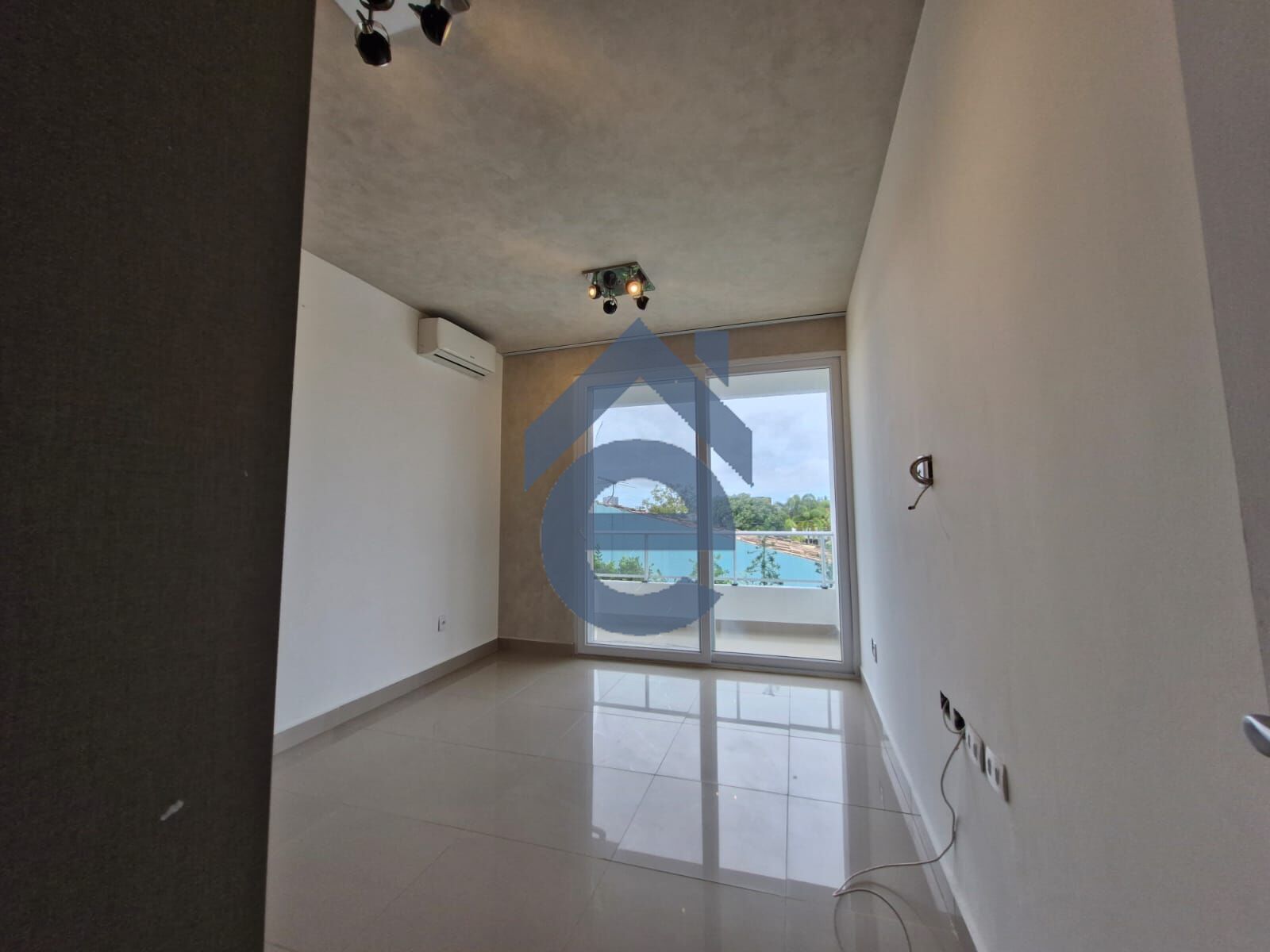 Casa à venda com 4 quartos, 437m² - Foto 15