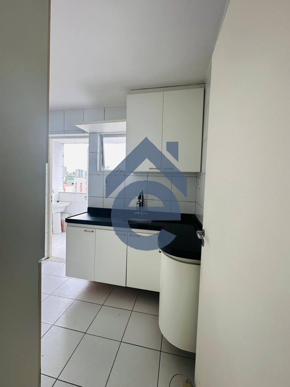 Apartamento à venda com 3 quartos, 111m² - Foto 10