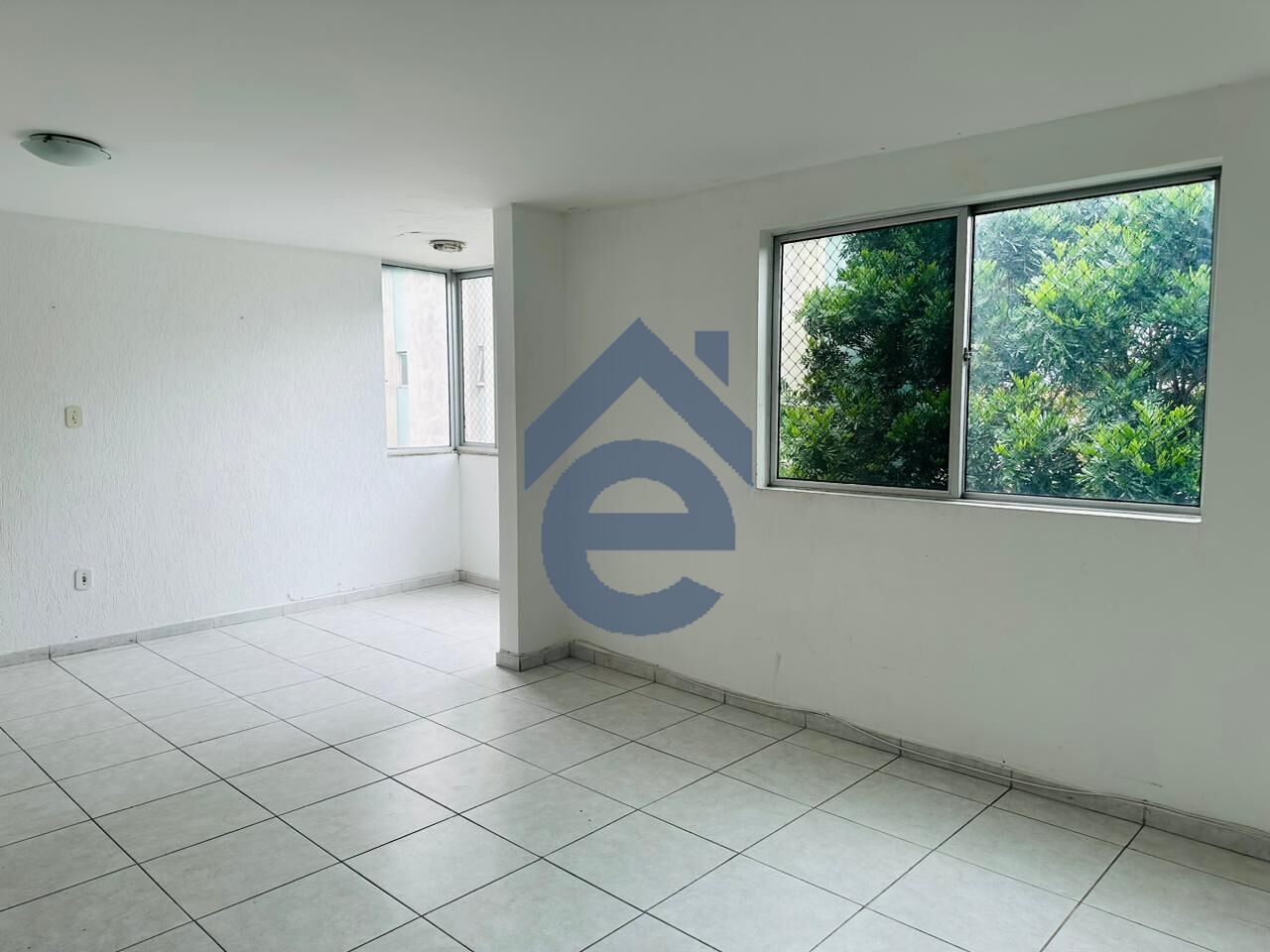 Apartamento à venda com 3 quartos, 111m² - Foto 6