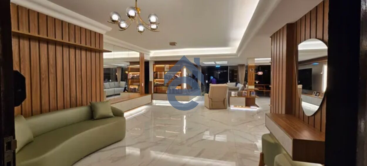 Apartamento para alugar com 4 quartos, 282m² - Foto 4