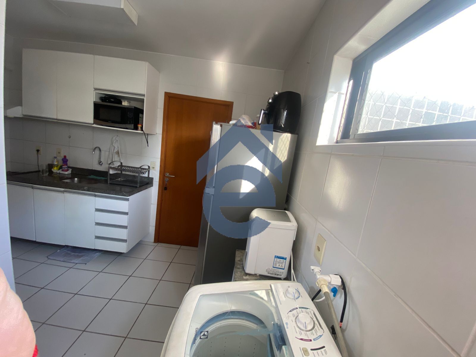 Apartamento à venda com 3 quartos, 76m² - Foto 18