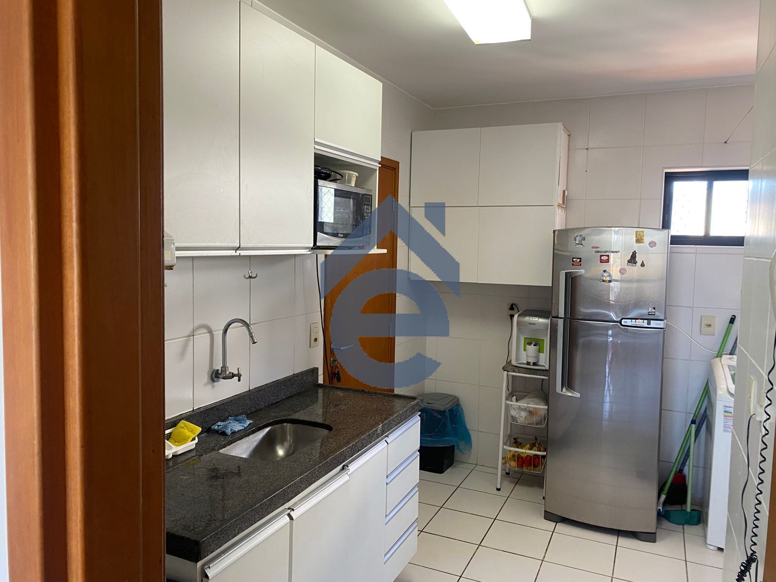 Apartamento à venda com 3 quartos, 76m² - Foto 17