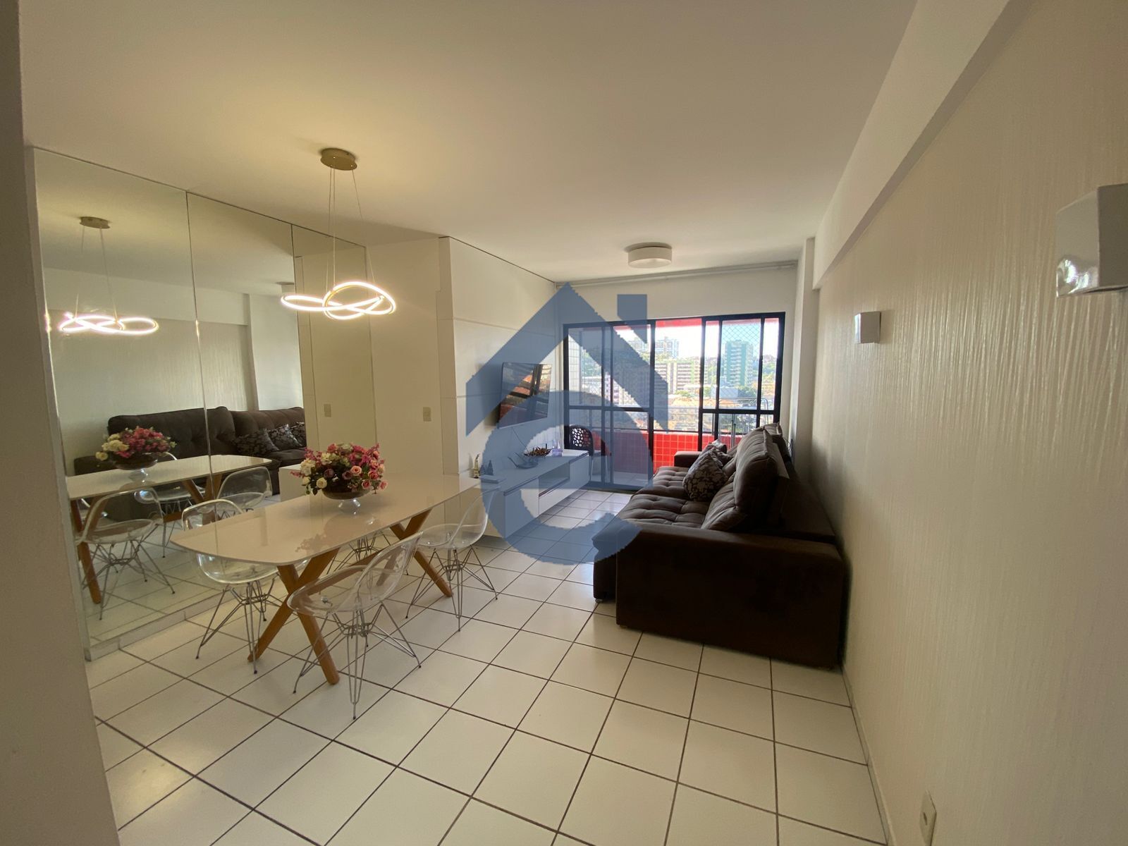 Apartamento à venda com 3 quartos, 76m² - Foto 8