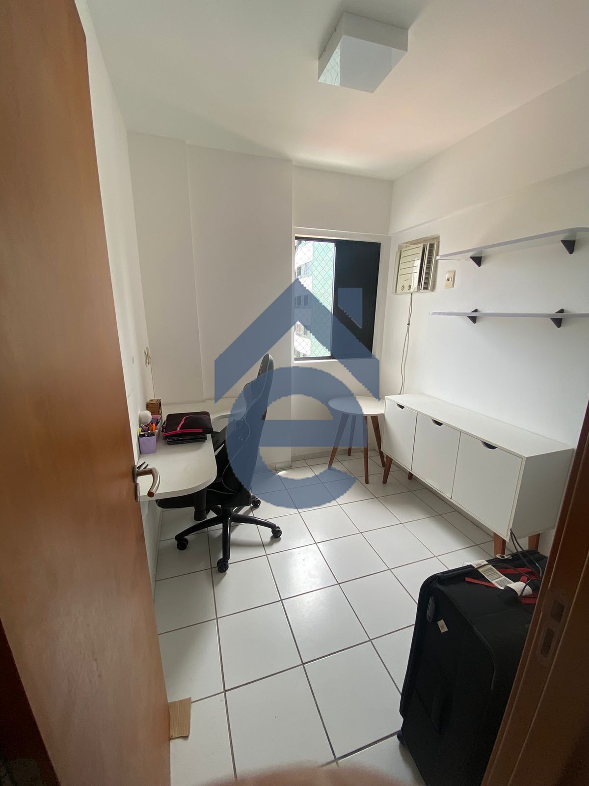 Apartamento à venda com 3 quartos, 76m² - Foto 11