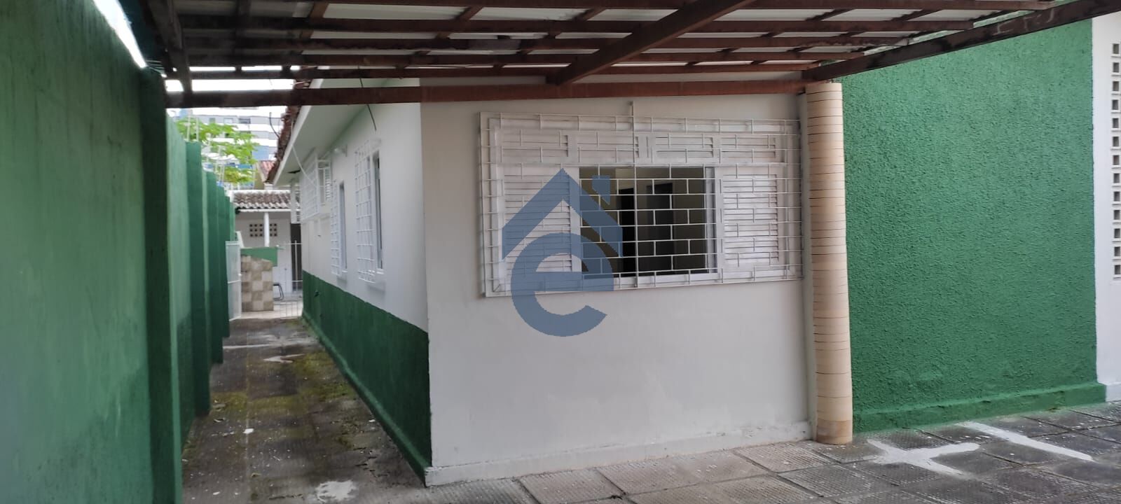 Casa à venda com 7 quartos, 450m² - Foto 11