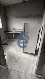 Casa à venda com 2 quartos, 68m² - Foto 8