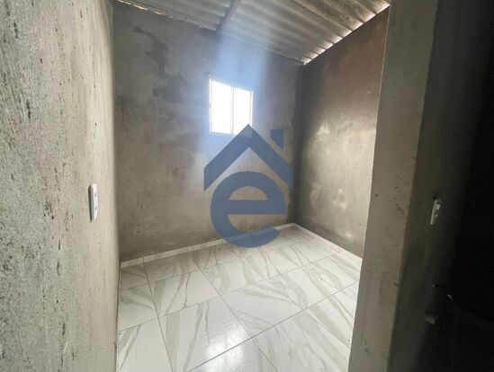 Casa à venda com 2 quartos, 68m² - Foto 12