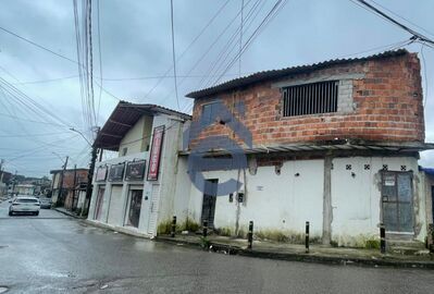 Casa à venda com 2 quartos, 68m² - Foto 1