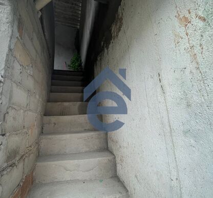 Casa à venda com 2 quartos, 68m² - Foto 2