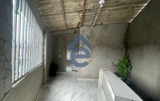 Casa à venda com 2 quartos, 68m² - Foto 5