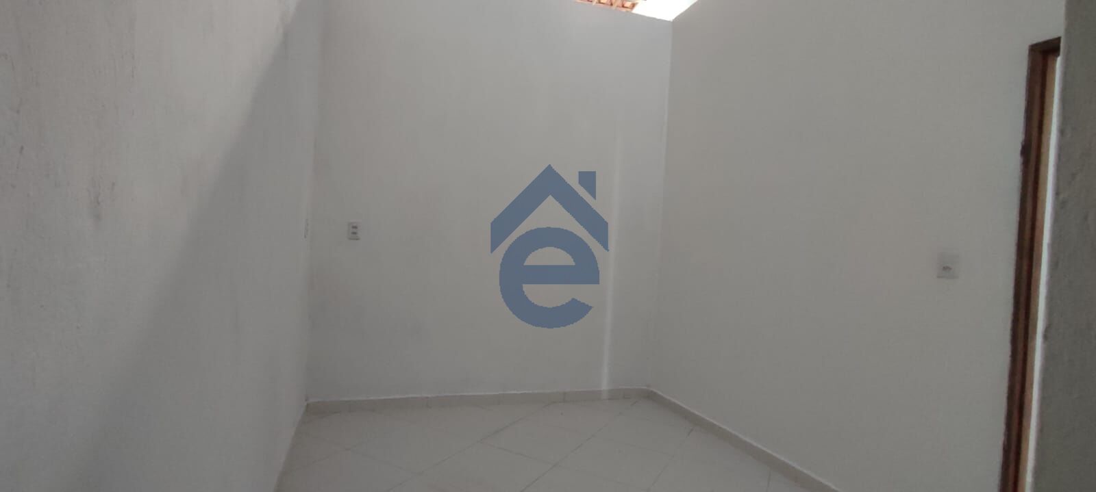 Casa à venda com 2 quartos, 92m² - Foto 8