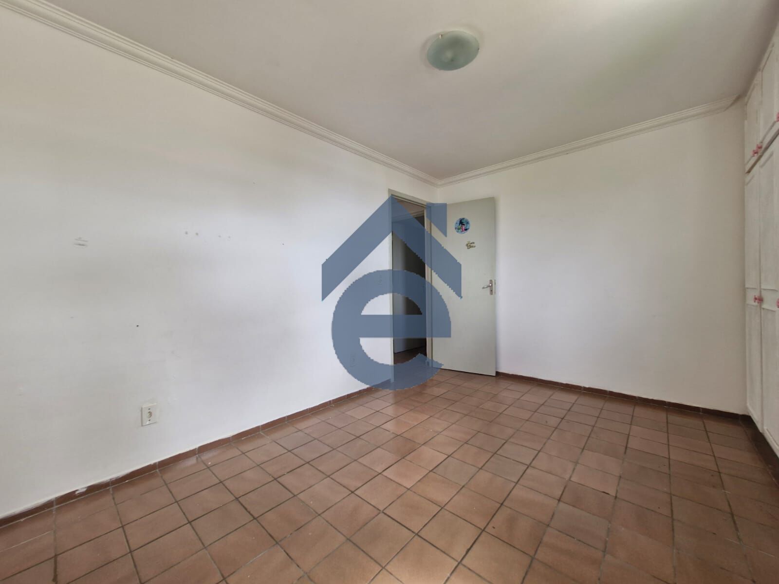 Apartamento à venda com 3 quartos, 103m² - Foto 5