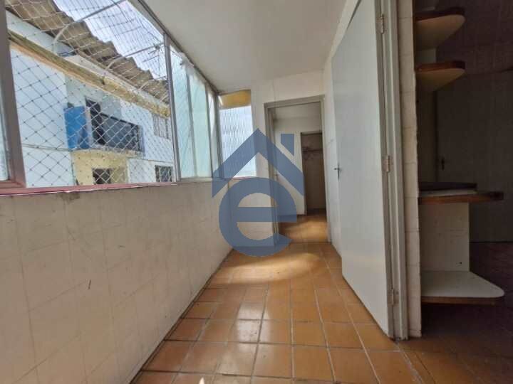 Apartamento à venda com 3 quartos, 103m² - Foto 13