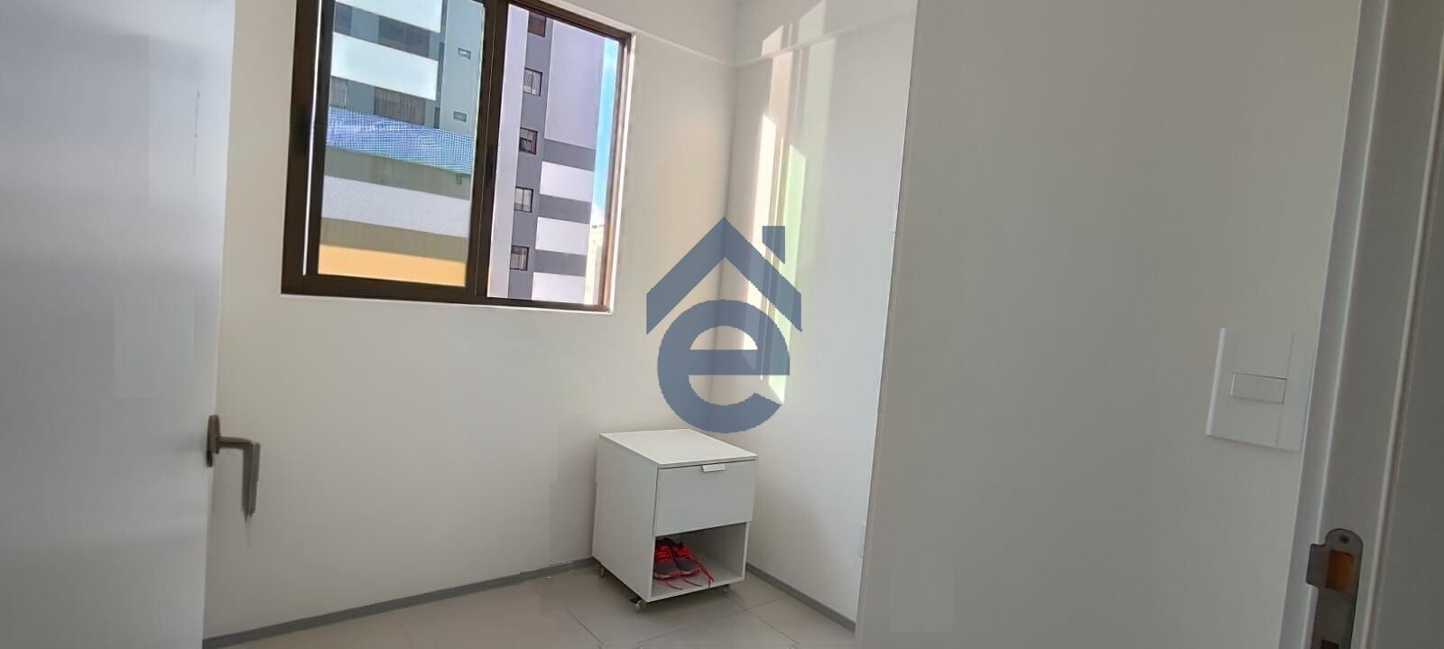 Apartamento à venda com 2 quartos, 57m² - Foto 15
