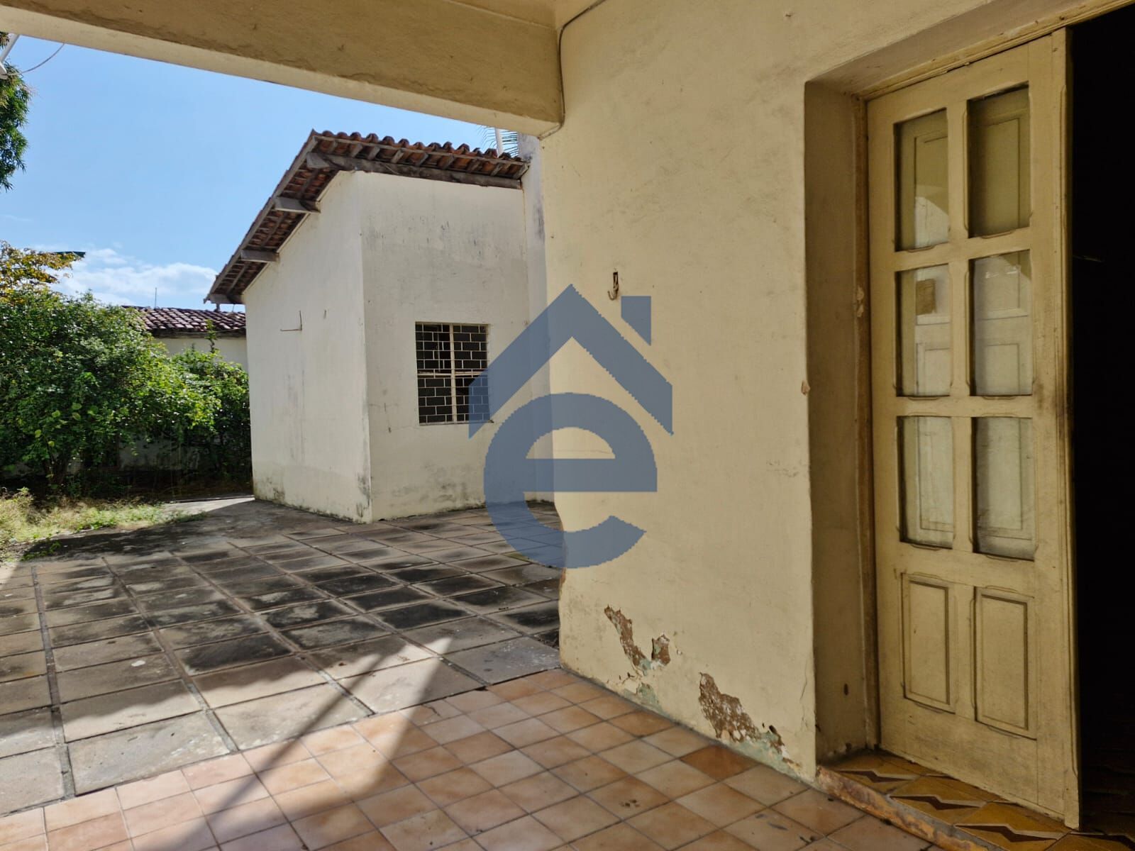 Casa à venda com 5 quartos, 326m² - Foto 12