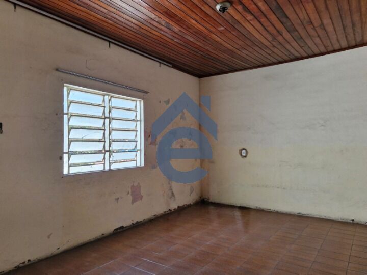 Casa à venda com 5 quartos, 326m² - Foto 8
