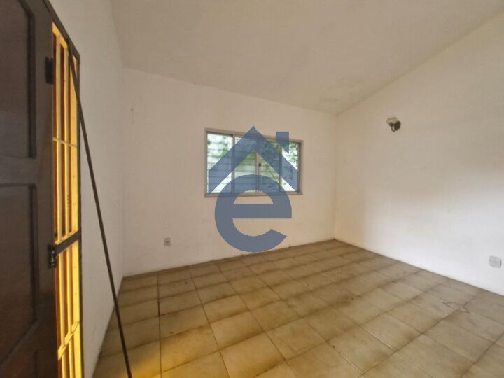 Casa à venda com 3 quartos, 269m² - Foto 4