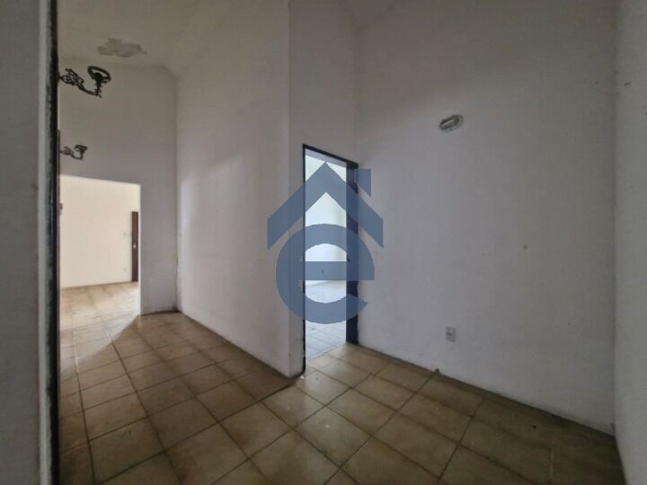 Casa à venda com 3 quartos, 269m² - Foto 7