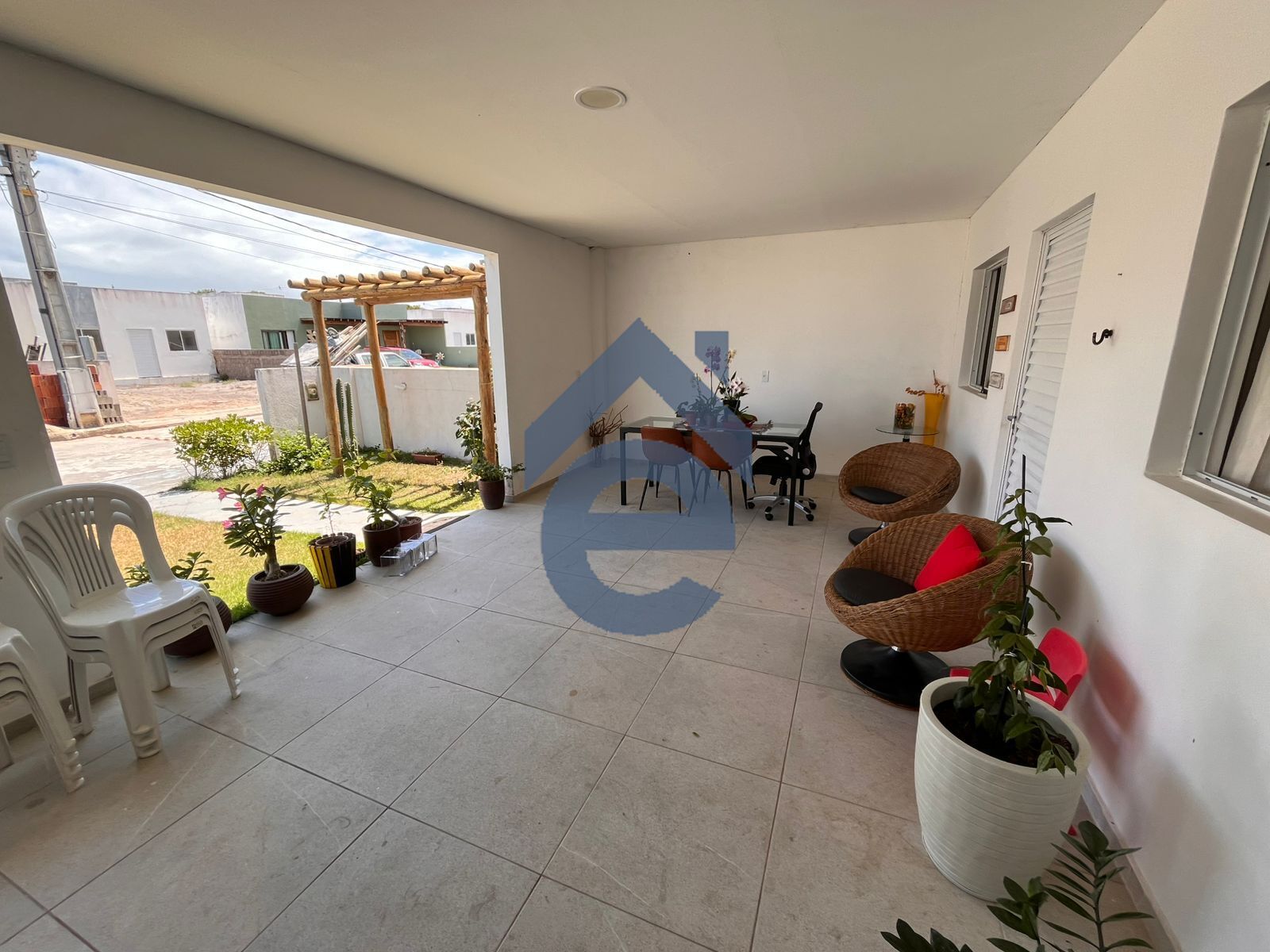 Casa à venda com 3 quartos, 199m² - Foto 4