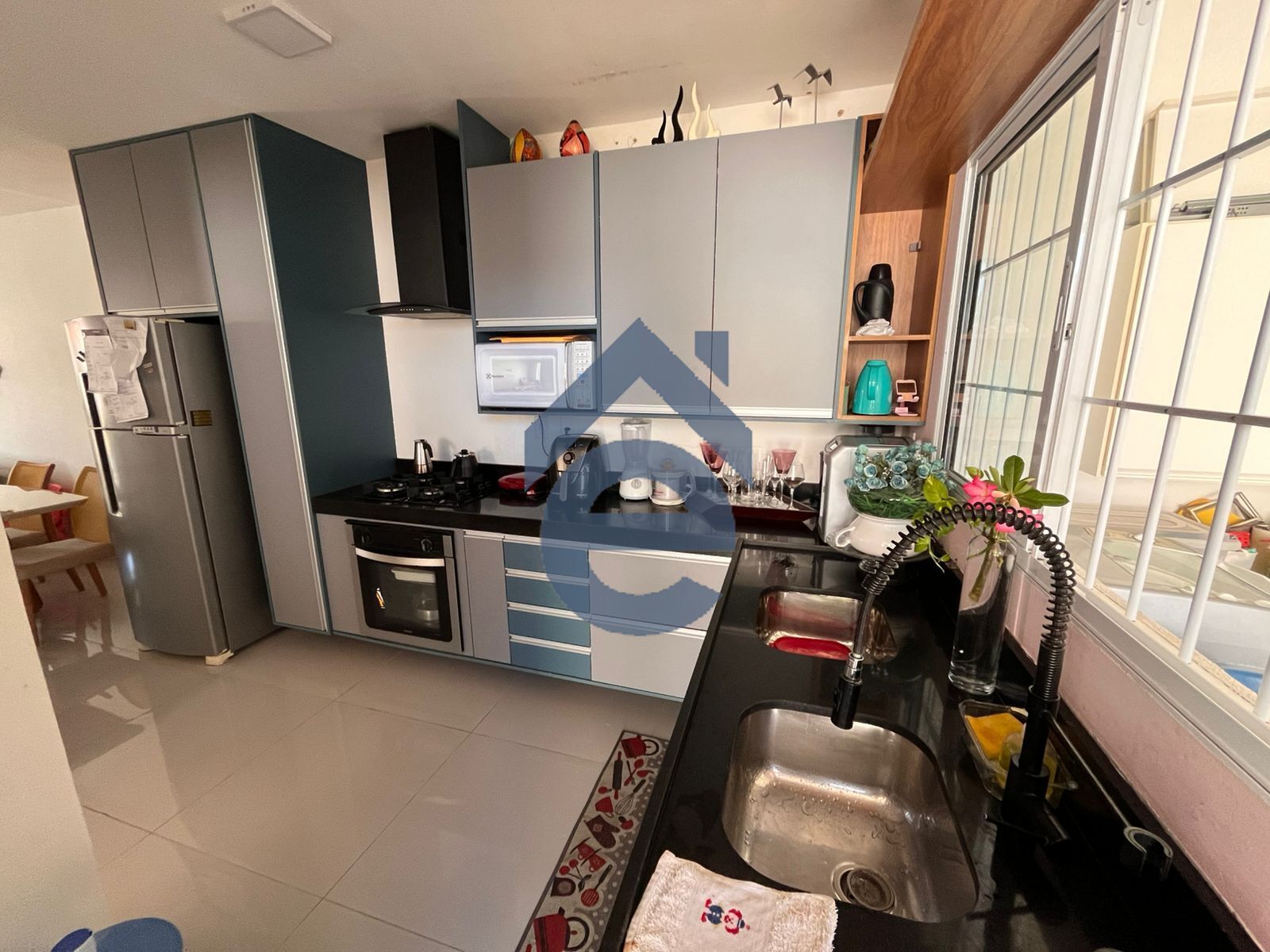 Casa à venda com 3 quartos, 199m² - Foto 8