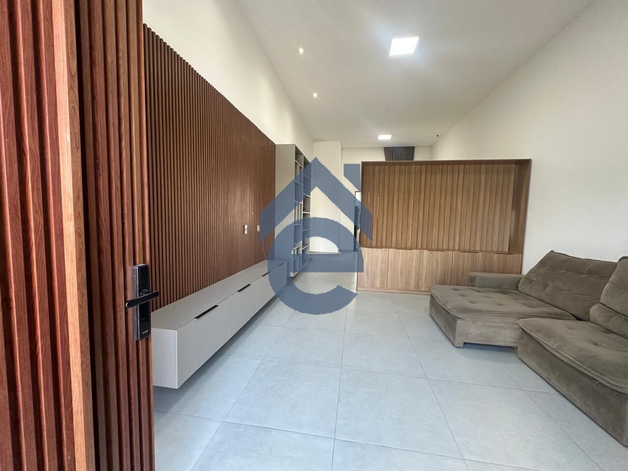 Casa à venda com 3 quartos, 173m² - Foto 4