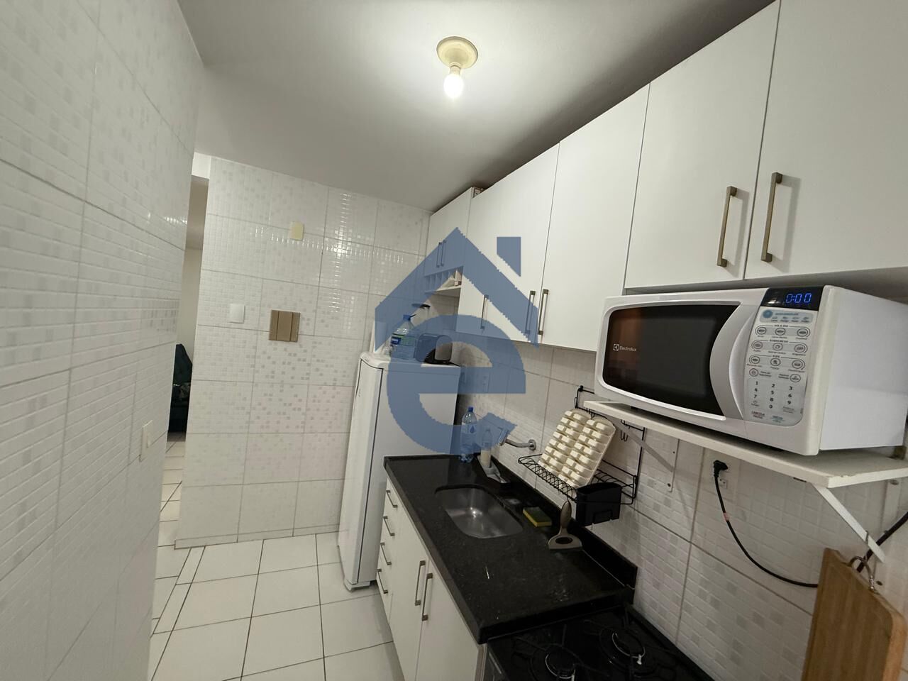 Apartamento à venda com 2 quartos, 42m² - Foto 11