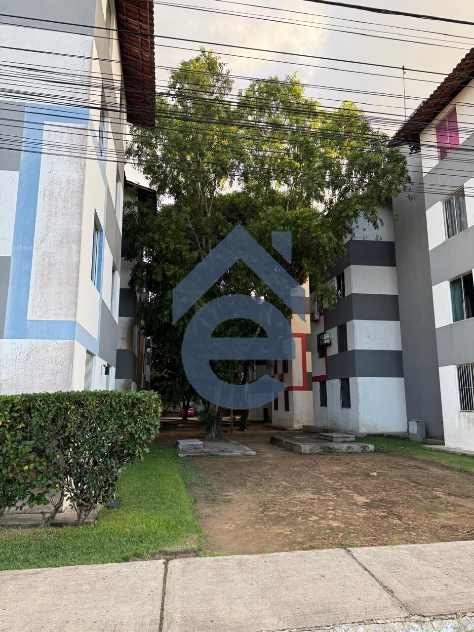 Apartamento à venda com 2 quartos, 42m² - Foto 4