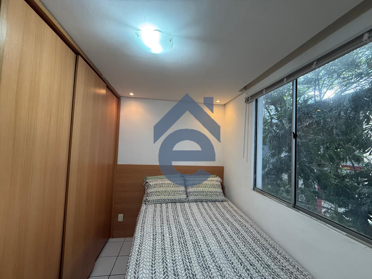 Apartamento à venda com 2 quartos, 42m² - Foto 9