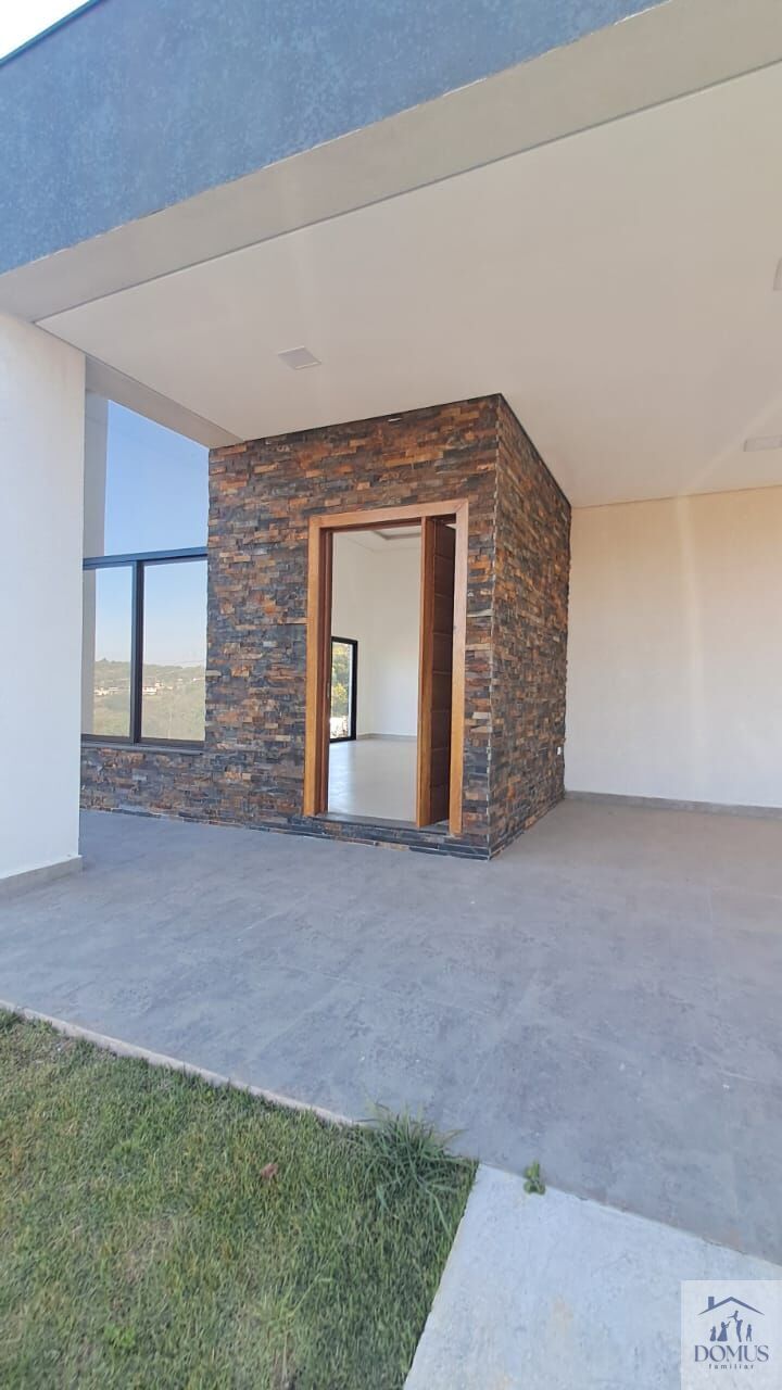 Casa, 4 quartos, 267 m² - Foto 2