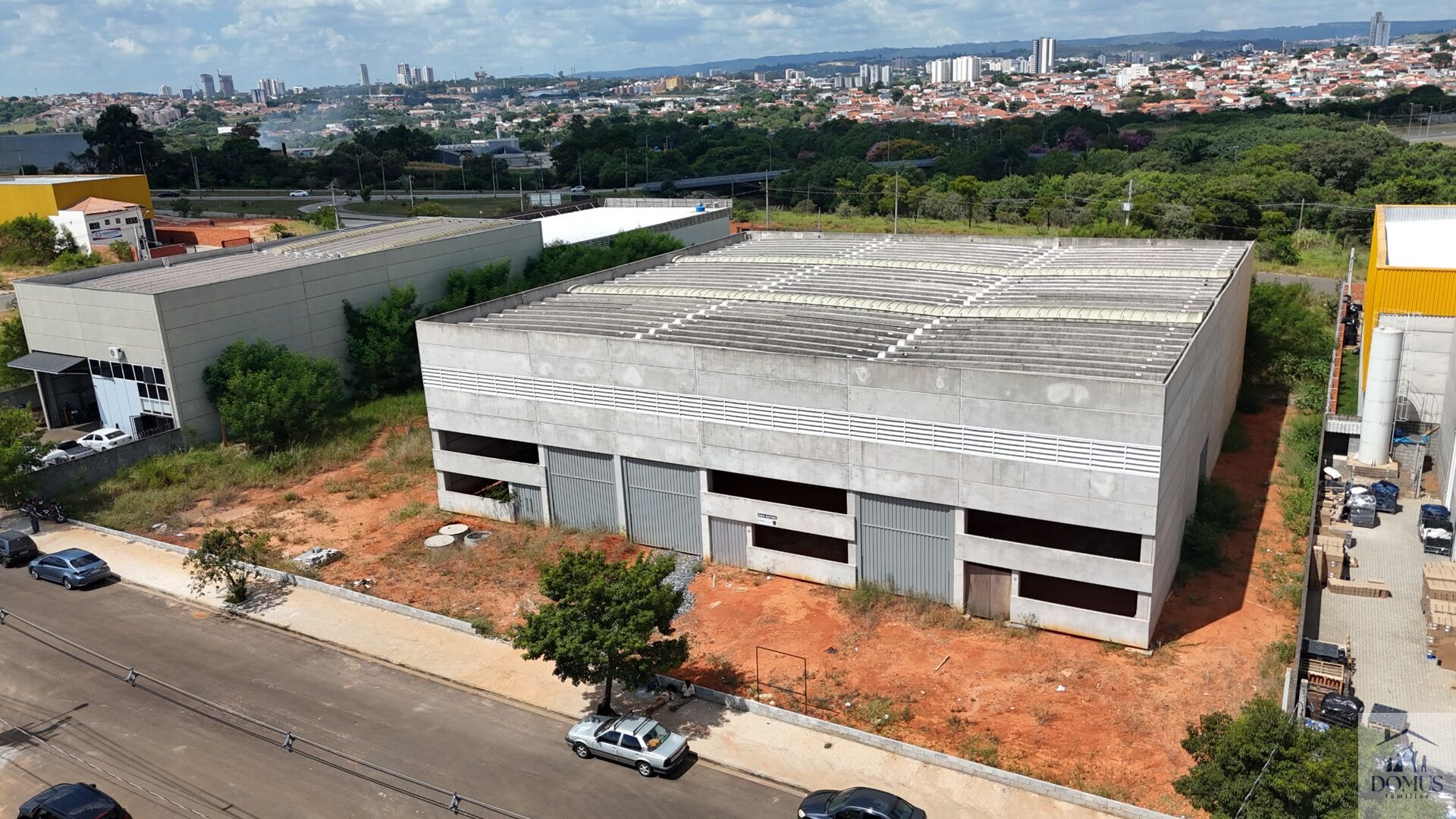Depósito-Galpão, 1395 m² - Foto 1