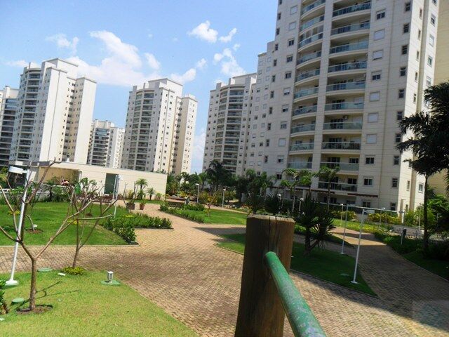 Apartamento para alugar com 3 quartos, 168m² - Foto 42