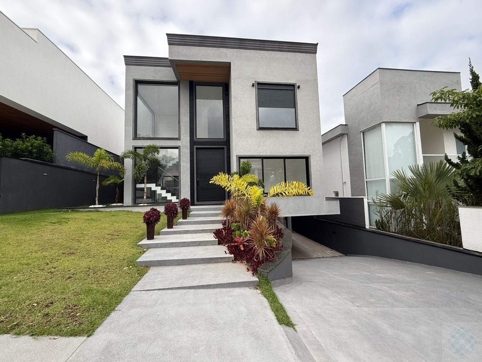 Casa, 4 quartos, 555 m² - Foto 1