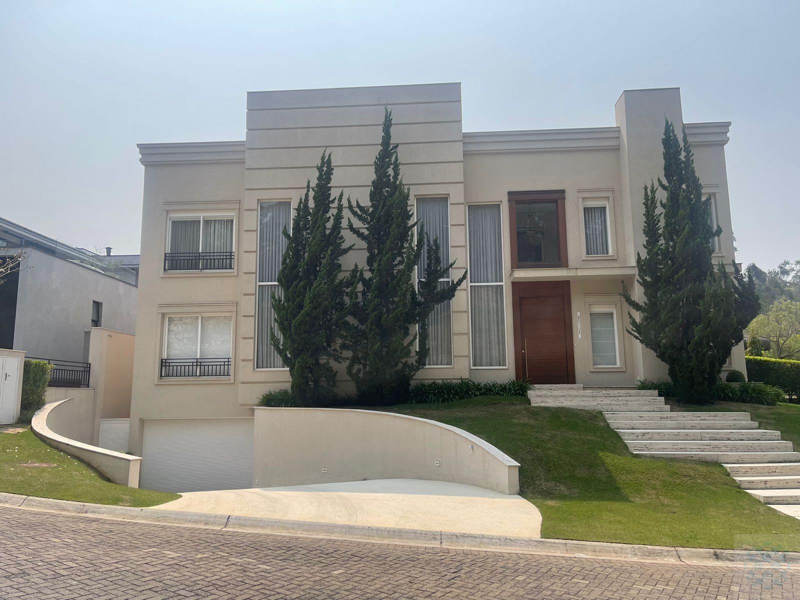 Casa de Condomínio à venda com 4 quartos, 500m² - Foto 1