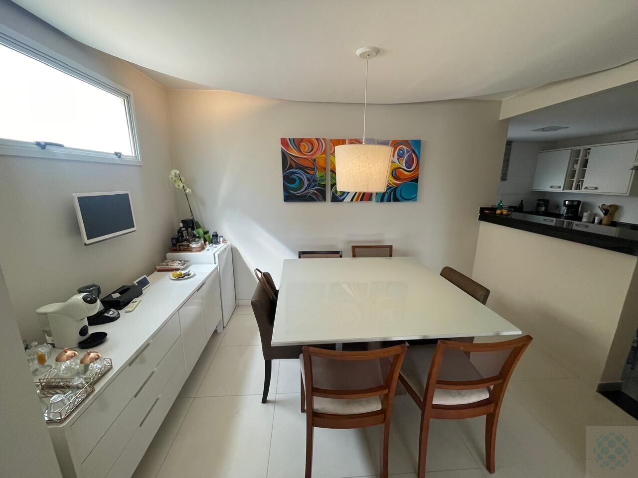 Casa de Condomínio à venda com 3 quartos, 175m² - Foto 2