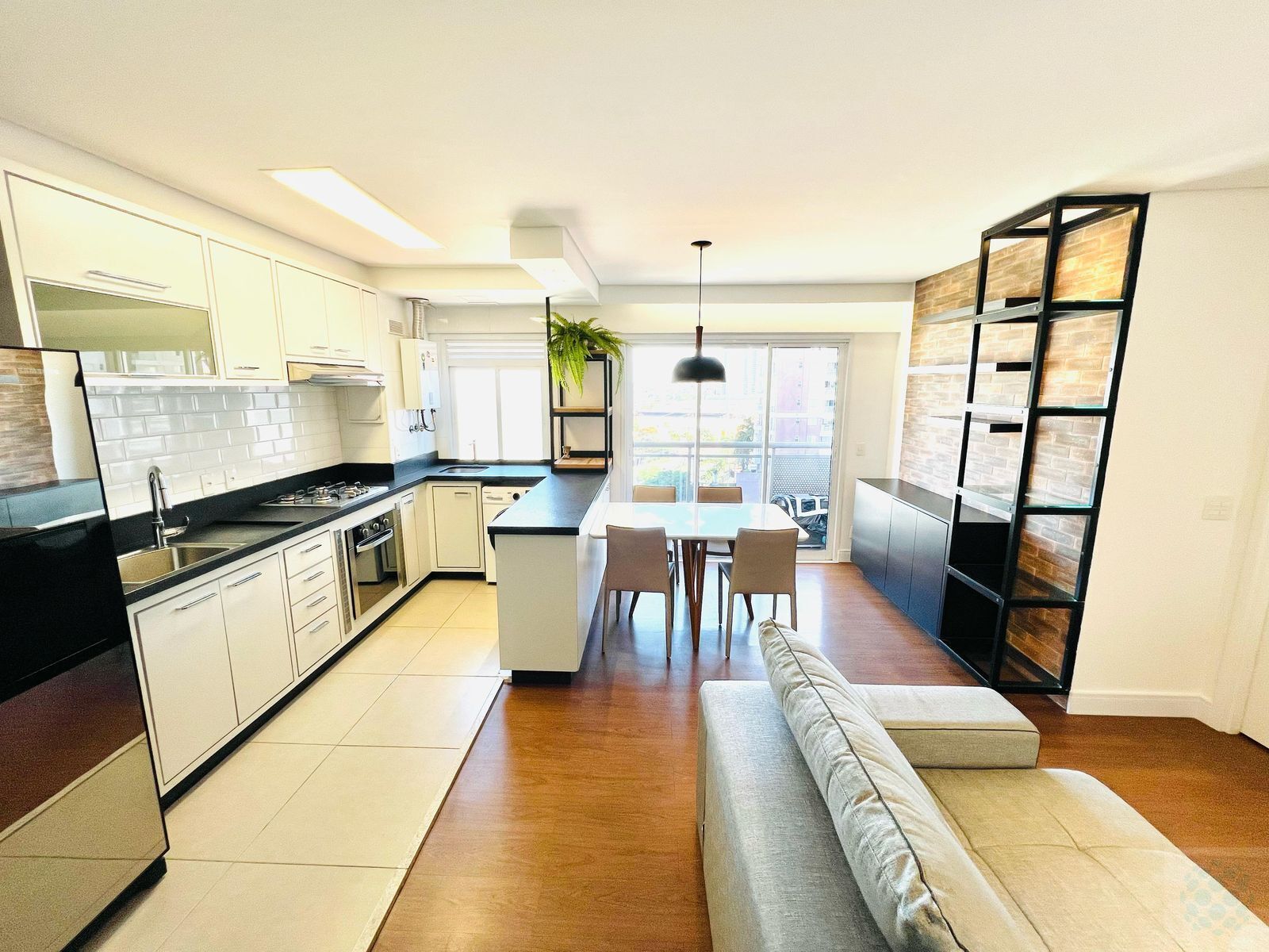 Apartamento para alugar com 1 quarto, 52m² - Foto 8