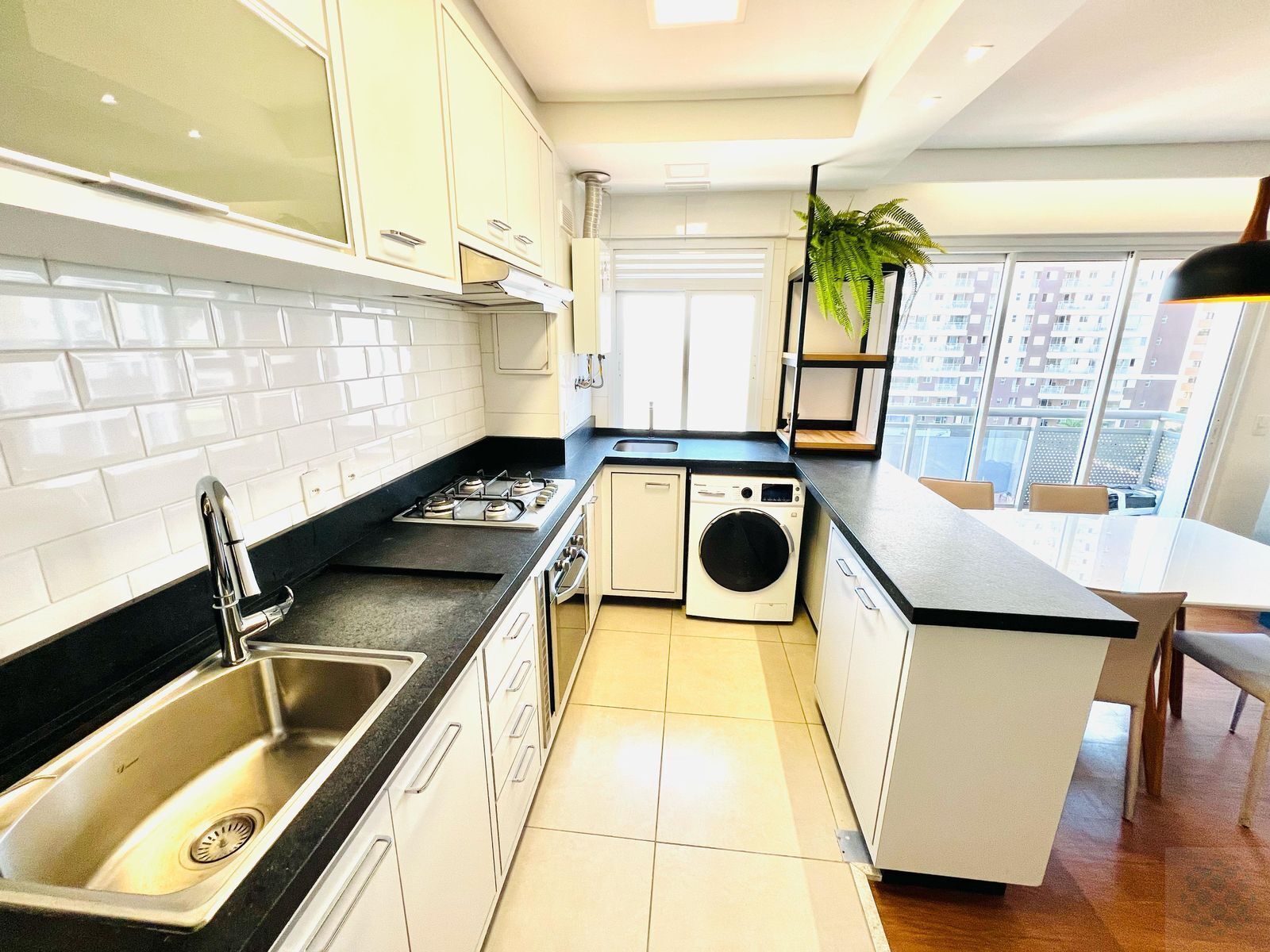 Apartamento para alugar com 1 quarto, 52m² - Foto 11
