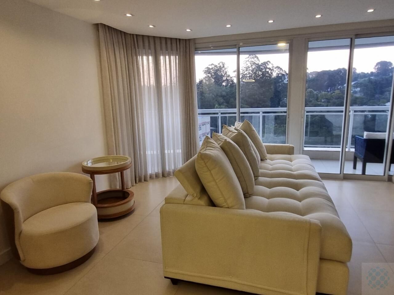 Apartamento para alugar com 2 quartos, 88m² - Foto 10