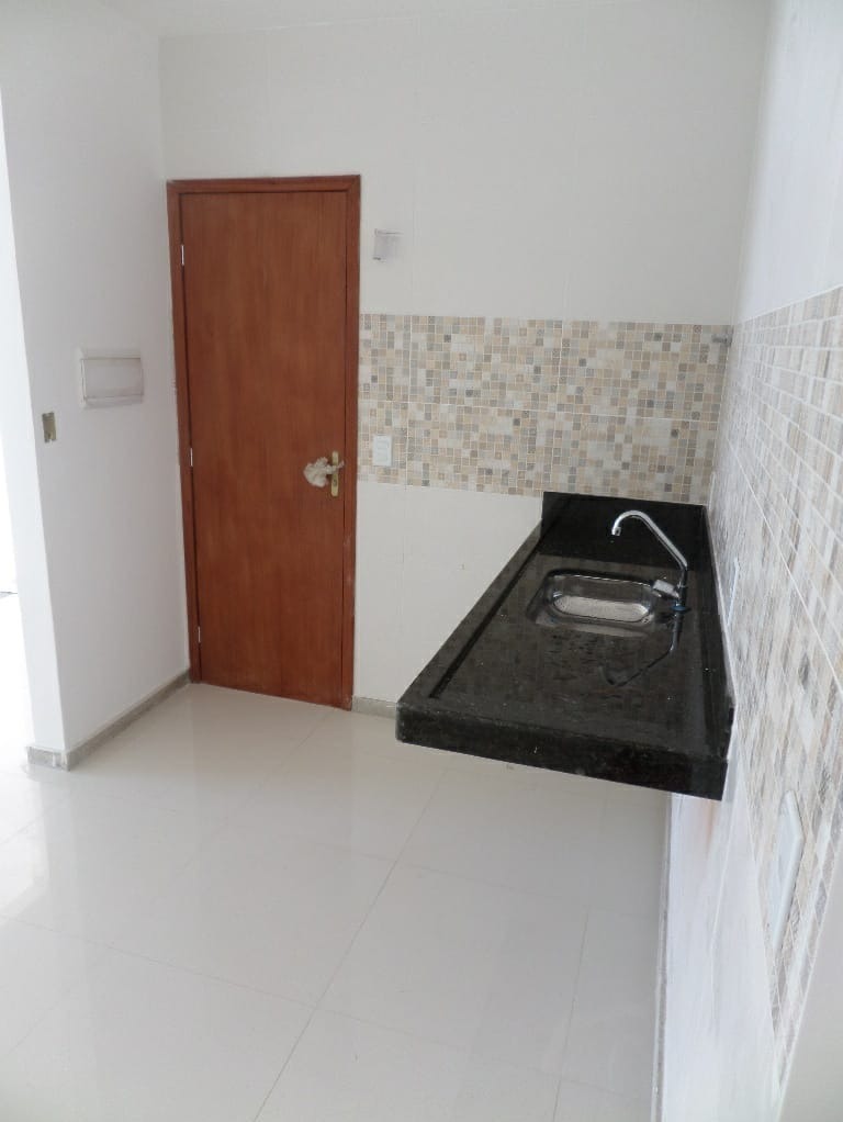 Casa à venda com 2 quartos, 150m² - Foto 12