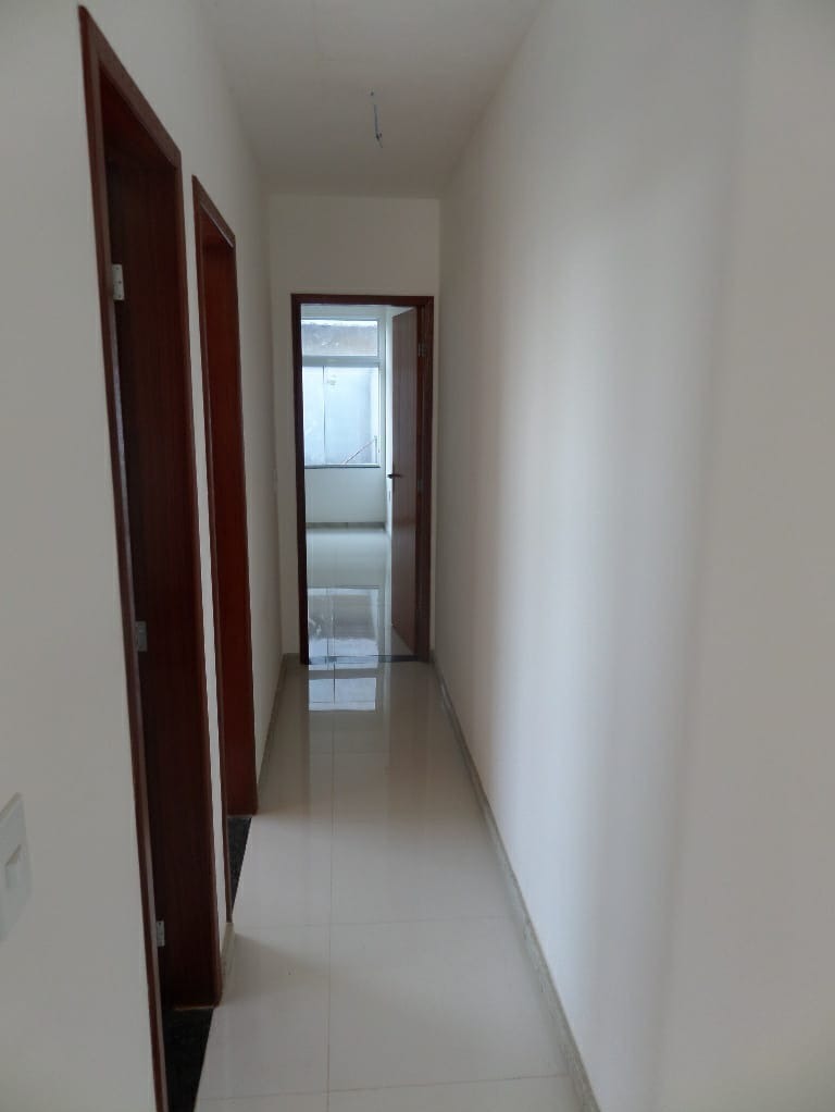 Casa à venda com 2 quartos, 150m² - Foto 5