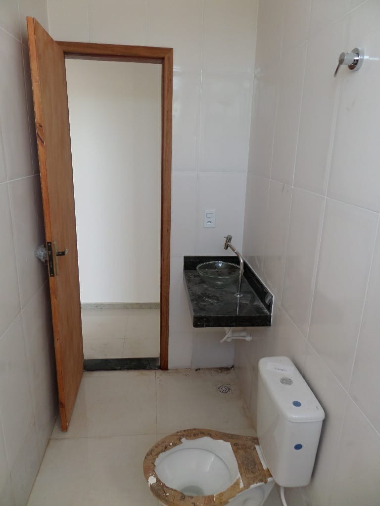 Casa à venda com 2 quartos, 150m² - Foto 18