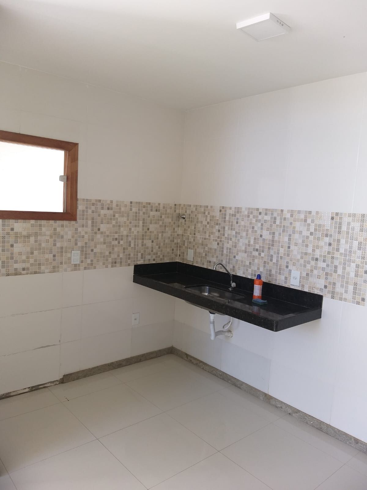 Casa à venda com 2 quartos, 150m² - Foto 25