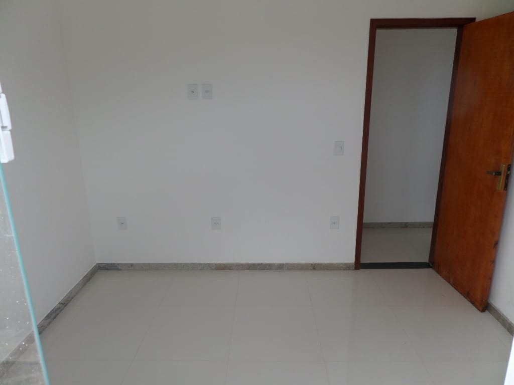 Casa à venda com 2 quartos, 150m² - Foto 10