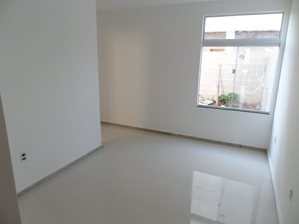 Casa à venda com 2 quartos, 150m² - Foto 8