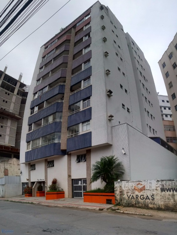 Cobertura à venda com 4 quartos, 233m² - Foto 1