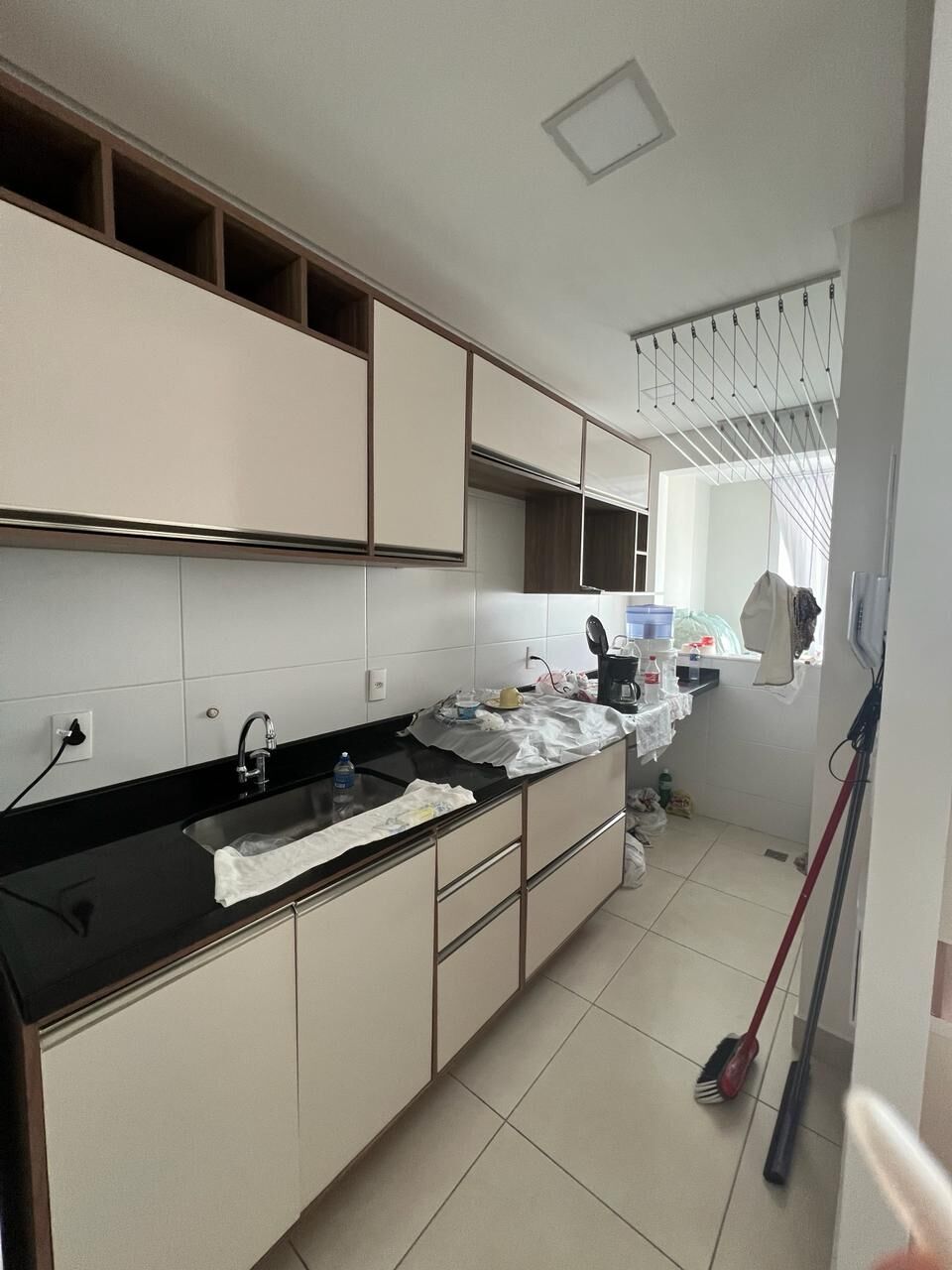 Apartamento à venda com 2 quartos, 70m² - Foto 2