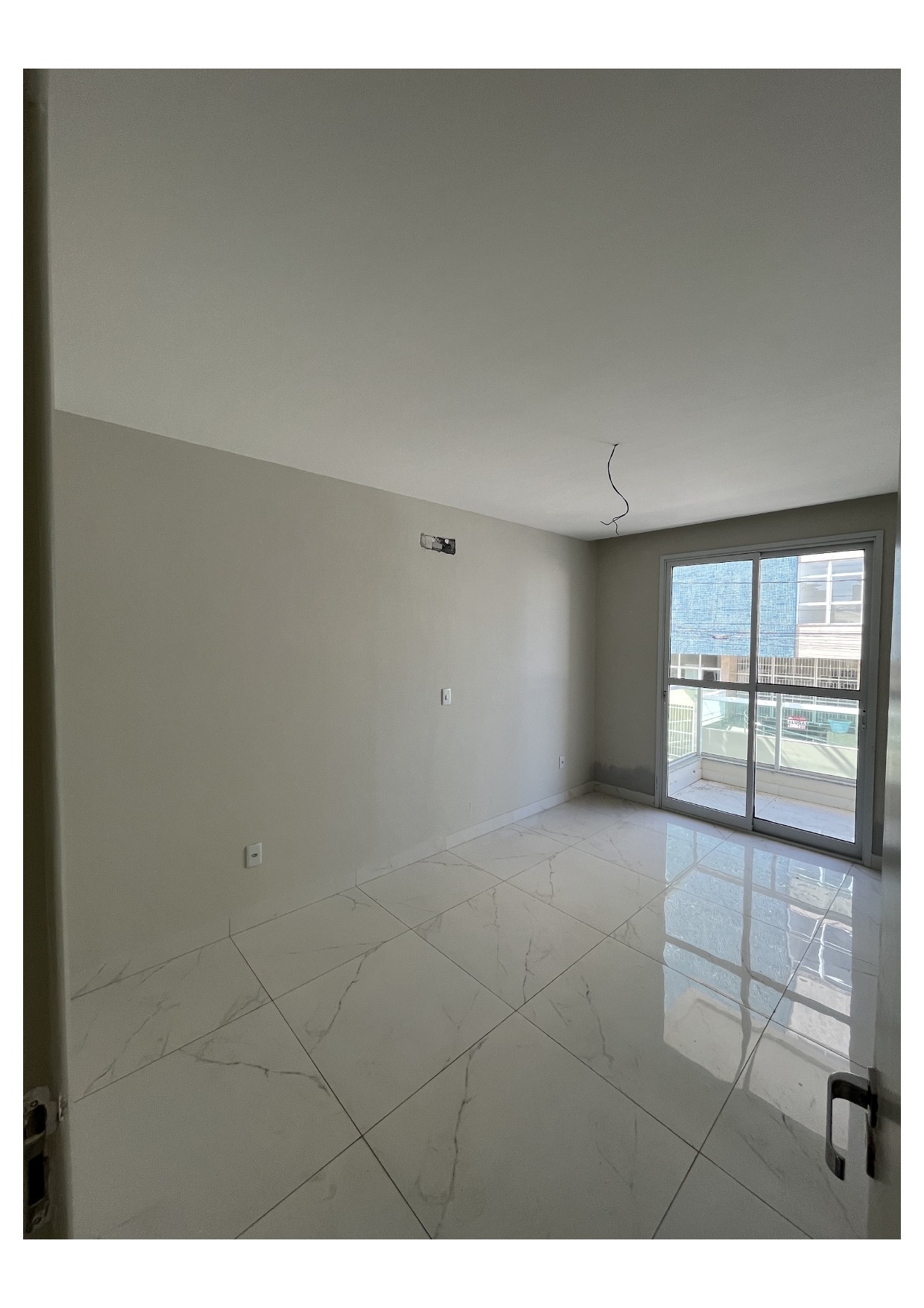 Apartamento à venda com 3 quartos, 124m² - Foto 9