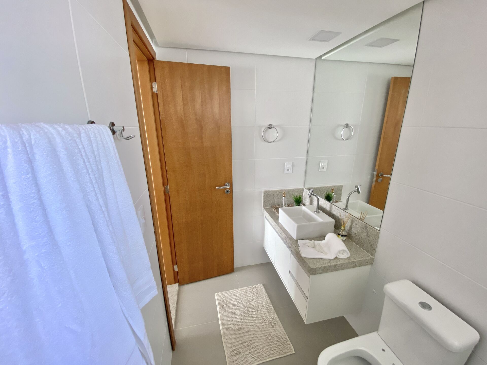 Apartamento à venda com 3 quartos, 111m² - Foto 7