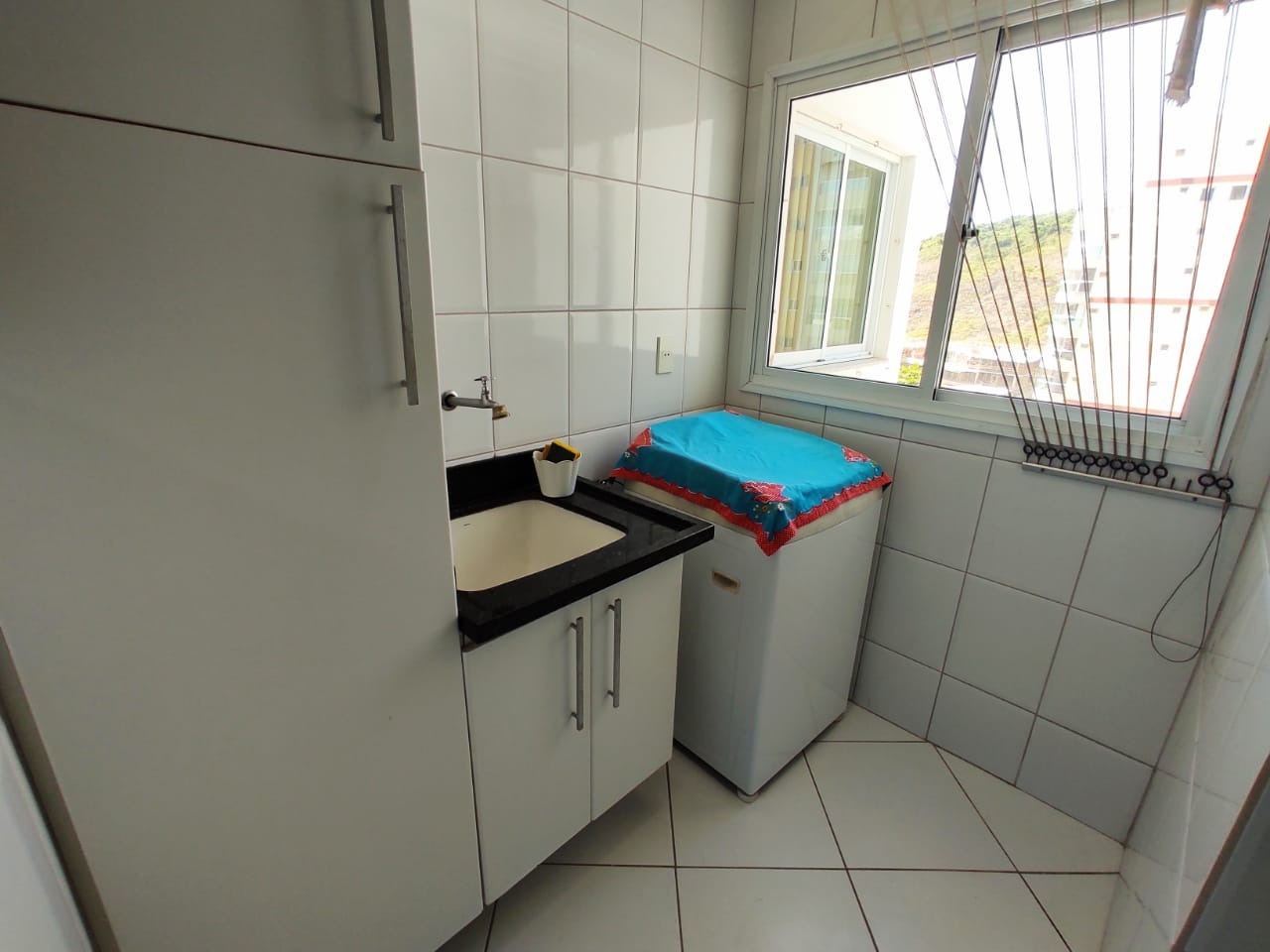 Apartamento à venda com 3 quartos, 100m² - Foto 3